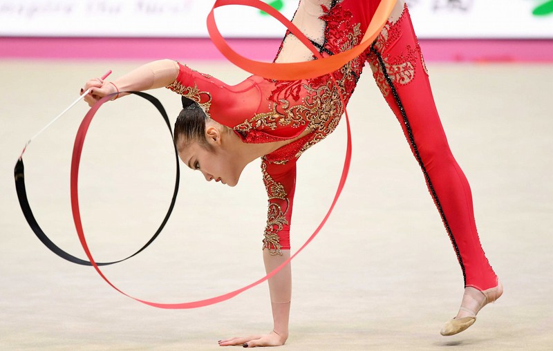 喜田純鈴、大岩千未来が個人総合決勝に進出 世界新体操 [写真特集10/12