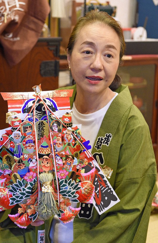 In Photos Tokyo shop's traditional 'kumade' charms rake in fortune and