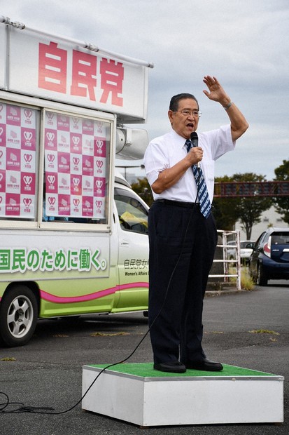 【中古】 政策不況 脱出の道筋/東洋経済新報社/野田毅 レビュー高評価商品 中古】 政策不況 脱出の道筋/東洋経済新報社