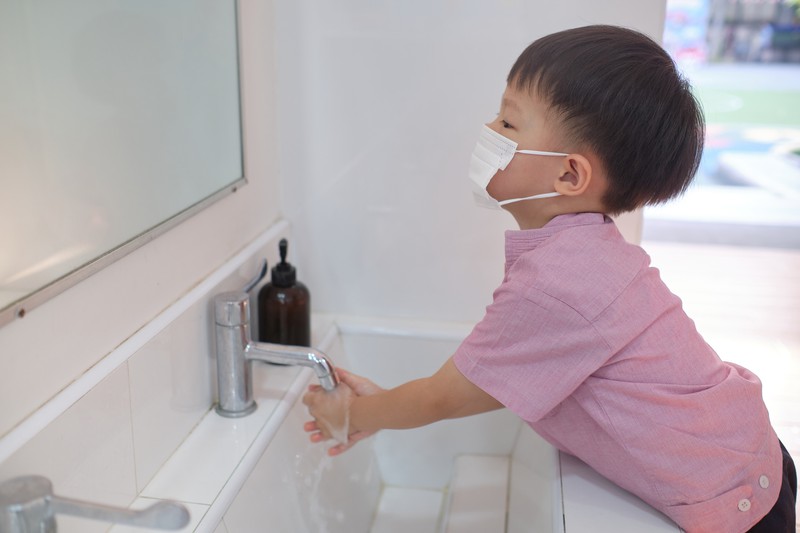 子どもがかかる病気と治療 水腎症 夜尿症 外陰炎 亀頭包皮炎 包茎 低身長 肥満 メディカルノート