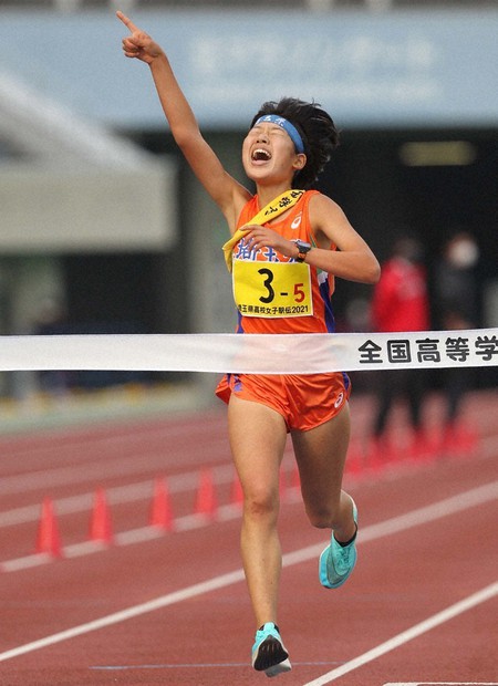 全国高校駅伝：県予選 埼玉栄 男女V ／埼玉 | 毎日新聞