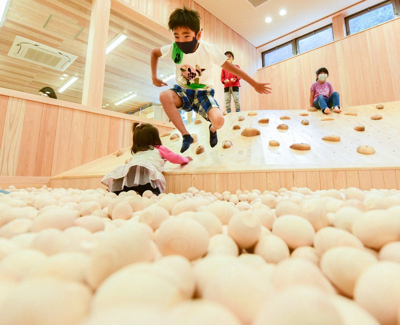 森のおもちゃ美術館 東京 檜原村にオープン 村内産材使用 毎日新聞