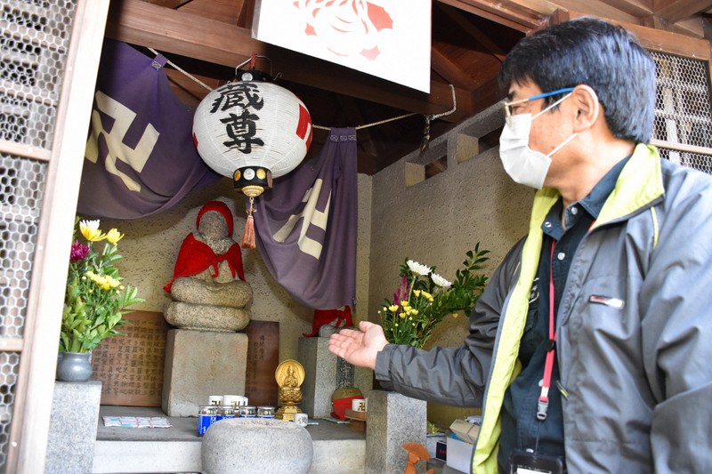 世界津波の日 呼び上げ地蔵 伝承を追体験 和歌山 海南で避難訓練 毎日新聞