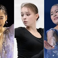 フィギュアGPイタリア大会に出場する（左から）三原舞依＝AP、アンナ・シェルバコワ、宮原知子