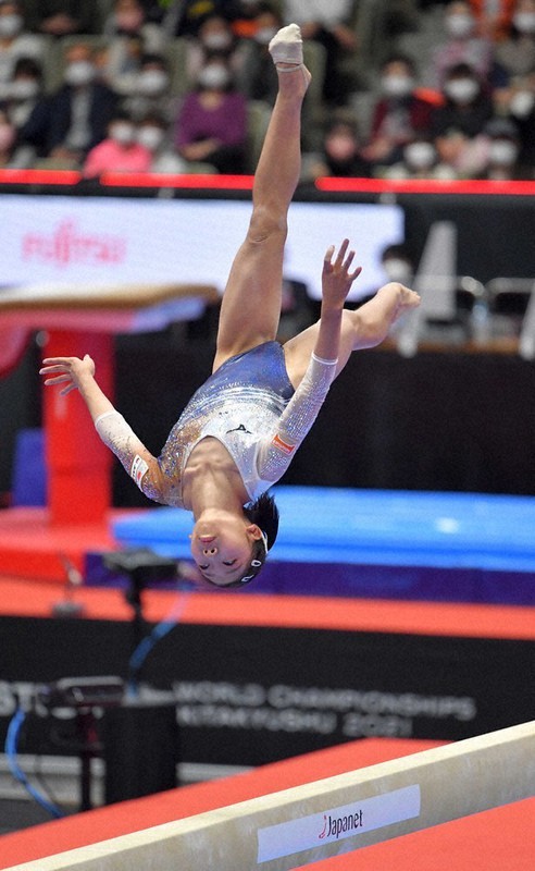 スポーツ推し！：体操 橋本大輝選手と張博恒選手 しのぎを削るライバル
