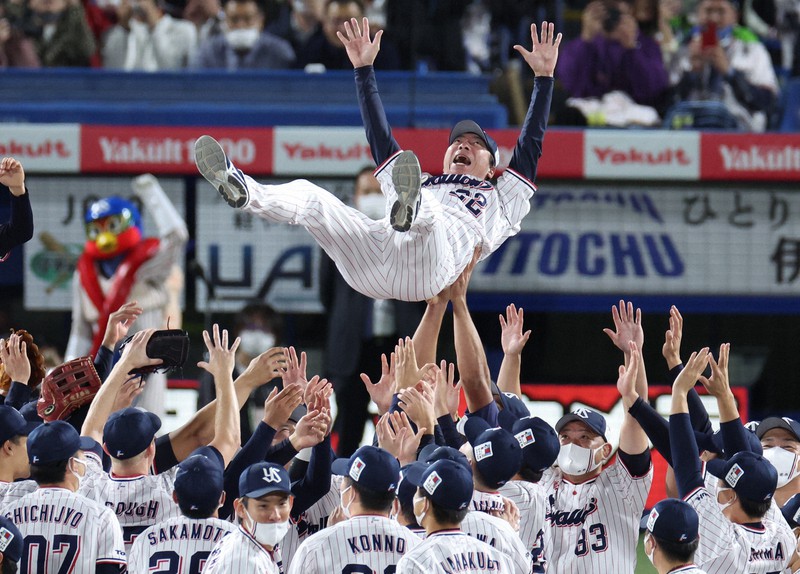 ヤクルト6年ぶり日本シリーズ CS第3戦、巨人とドロー | 毎日新聞