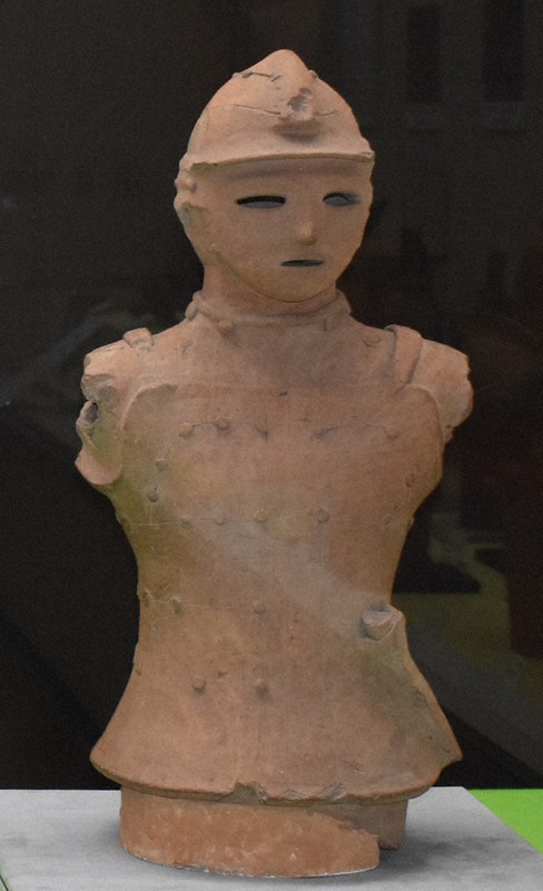 さいたま歴史散歩：熊谷の土器・埴輪一堂に 重文「短甲の武人」も 市立