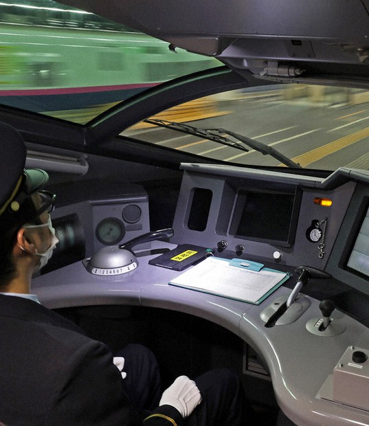 新幹線「ドライバレス」へ JR東が自動運転試験 | 毎日新聞