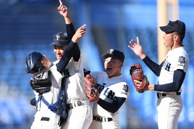 明治神宮大会 大阪桐蔭が初優勝 広陵を11－7で降す | 毎日新聞