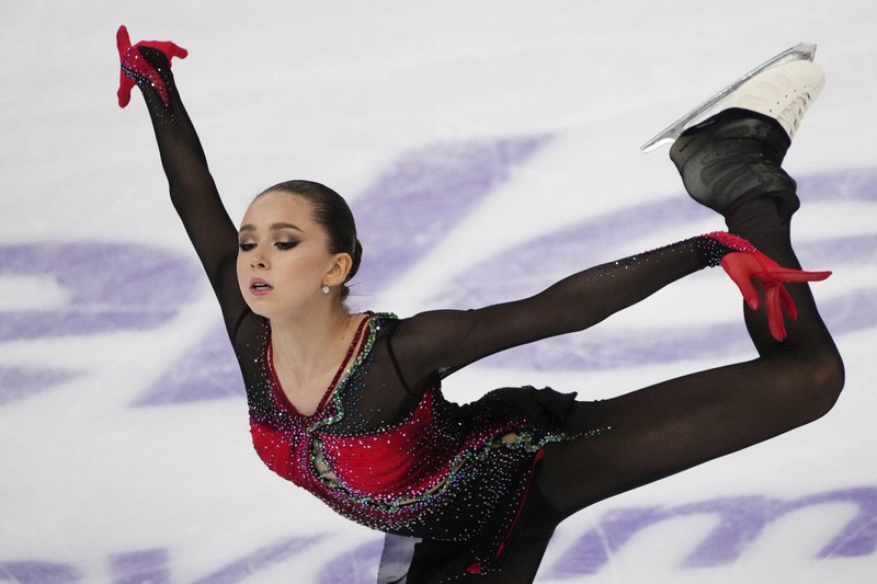 15歳ワリエワまた世界最高 272 71点でv フィギュアgpロシア 毎日新聞