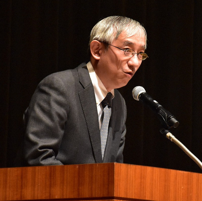 配備計画の概要を説明する九州防衛局の伊藤局長