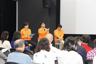 2014年に開催したはやぶさ打ち上げ成功を記念したトークライブの様子