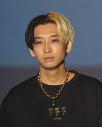 ユーチューバー ヒカル 親孝行で新車プレゼントも 父がまさかの お願い 0万ほど貸して スポニチ