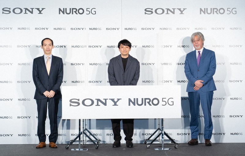 ソニーワイヤレスコミュニケーションズの渡辺潤社長(左)。ローカル5Gを活用した「NURO Wireless 5G」を始める