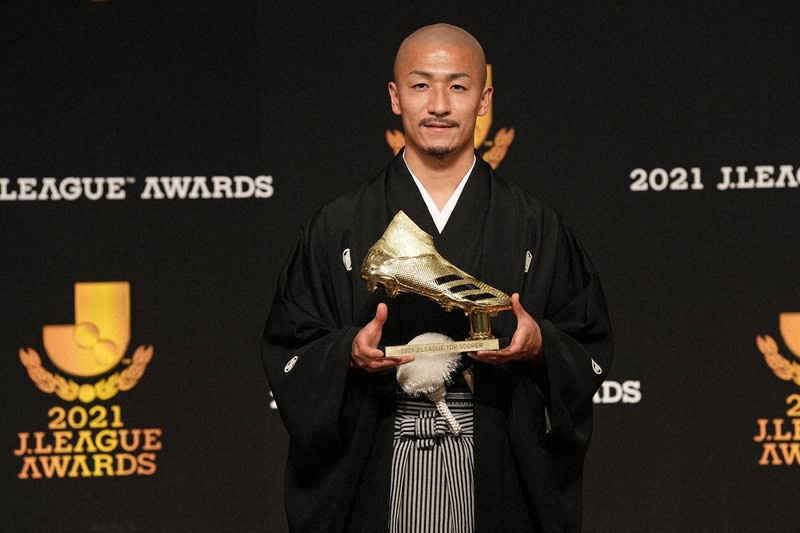 Jリーグ年間表彰式でベストイレブンと得点王を初受賞した横浜マのFW前田大然=写真提供:Jリーグ