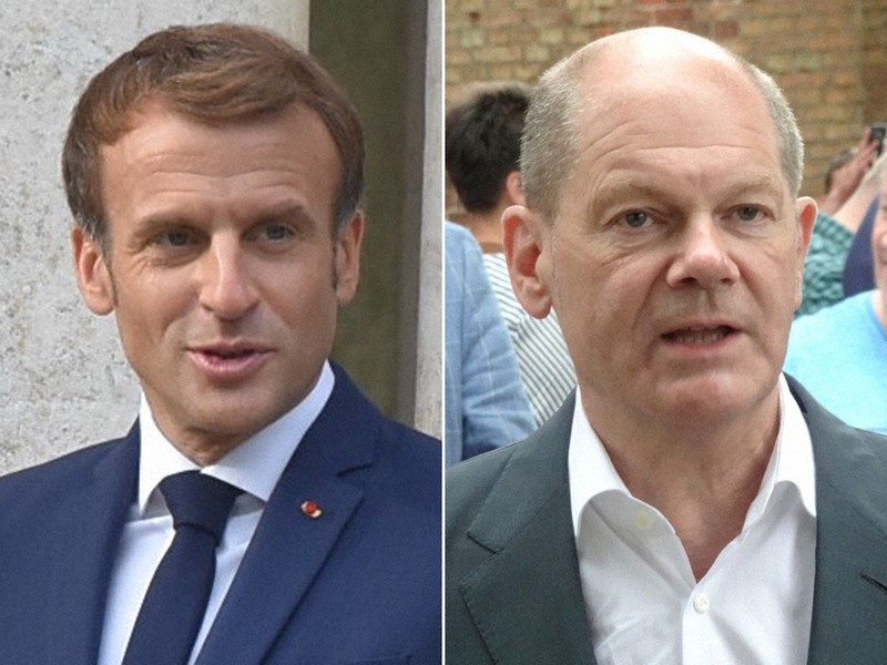 フランスのマクロン大統領(左)、ドイツのショルツ首相