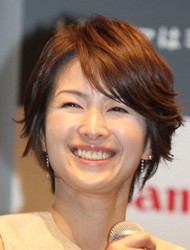 吉瀬美智子 マスクショットで元宝塚男役に間違われると告白 ファン 品があって綺麗 本当にお美しい スポニチ