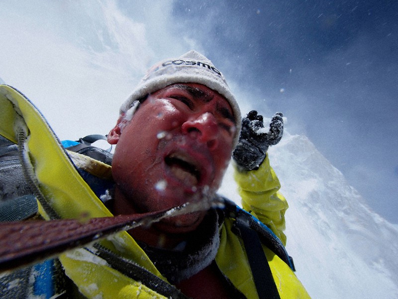 美とあそぶ：野口健さん／2 生き延びた証しとして | 毎日新聞