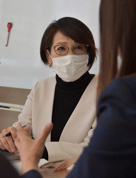 12年ぶり女性候補 衆院宮崎1区の 渇望 4 3万票の重み 毎日新聞 12年ぶり女性候補 衆院宮崎1区の 渇望 4 3万票の重み 毎日新聞