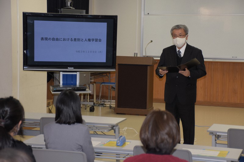 福井県高文連演劇部会が開いた、県内の演劇部員向けの学習会=福井県坂井市で2021年12月9日午後2時32分、横見知佳撮影