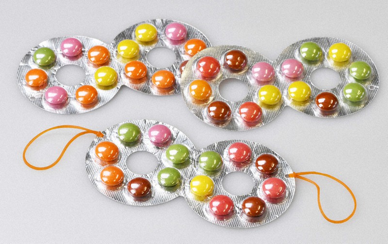 チョコタさん専用 駄菓子の国：フルタ製菓（大阪市生野区） カラフル、甘～い