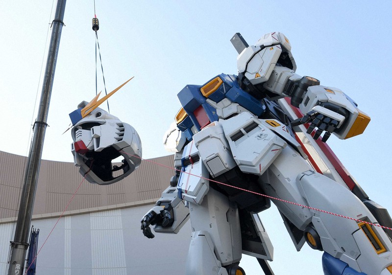 1st lifesize Gundam statue in west Japan unveiled to media during