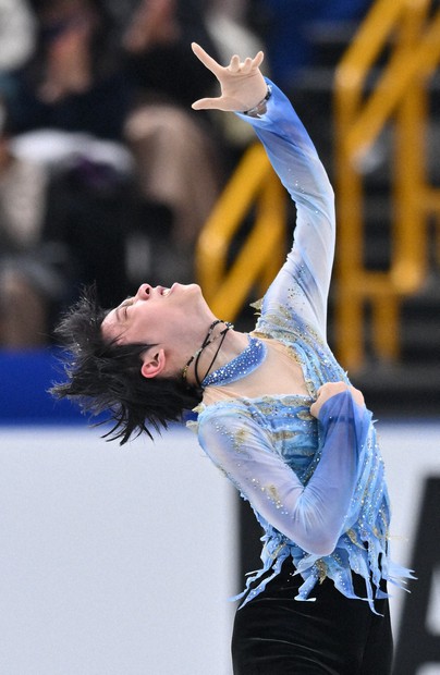羽生結弦、フリーは「もちろん4回転半に挑戦」 全日本フィギュア