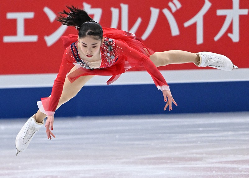 女子フリーで演技する住吉りをん＝さいたまスーパーアリーナで2021年12月25日、手塚耕一郎撮影
