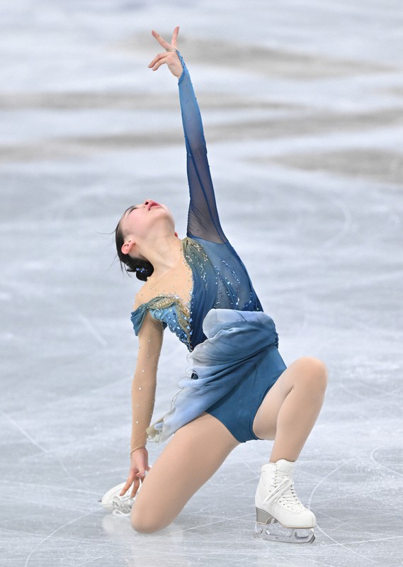 女子フリーで演技する松生理乃＝さいたまスーパーアリーナで2021年12月25日、手塚耕一郎撮影