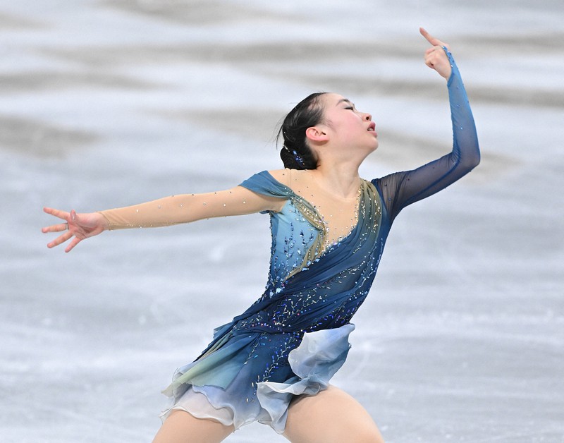 女子フリーで演技する松生理乃＝さいたまスーパーアリーナで2021年12月25日、手塚耕一郎撮影