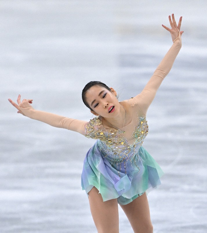 女子フリーで演技する三原舞依＝さいたまスーパーアリーナで2021年12月25日、手塚耕一郎撮影