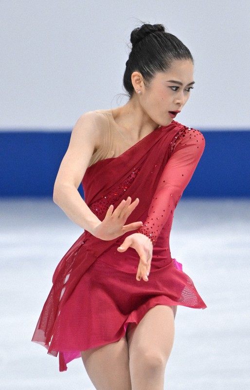 女子フリーで演技する宮原知子＝さいたまスーパーアリーナで2021年12月25日、手塚耕一郎撮影