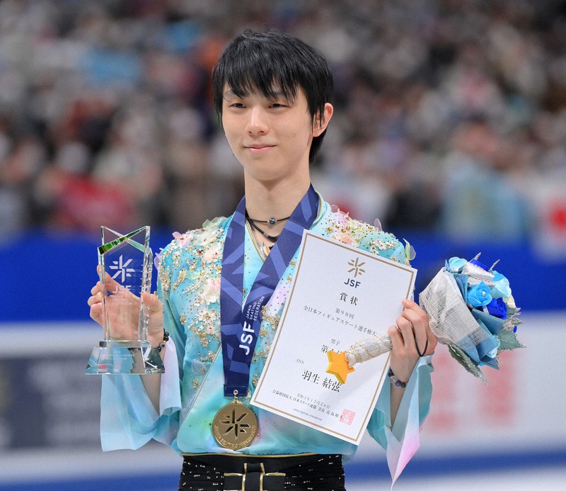 羽生結弦が北京オリンピック代表決定 全日本フィギュア優勝 [写真特集