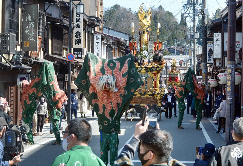 この１年 上 1 4月 古田知事5選 県岐阜商センバツ出場 春の高山祭 縮小開催 岐阜 毎日新聞