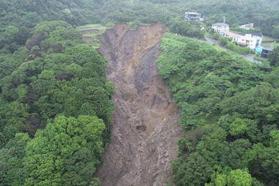 この１年 上 1 4月 古田知事5選 県岐阜商センバツ出場 春の高山祭 縮小開催 岐阜 毎日新聞