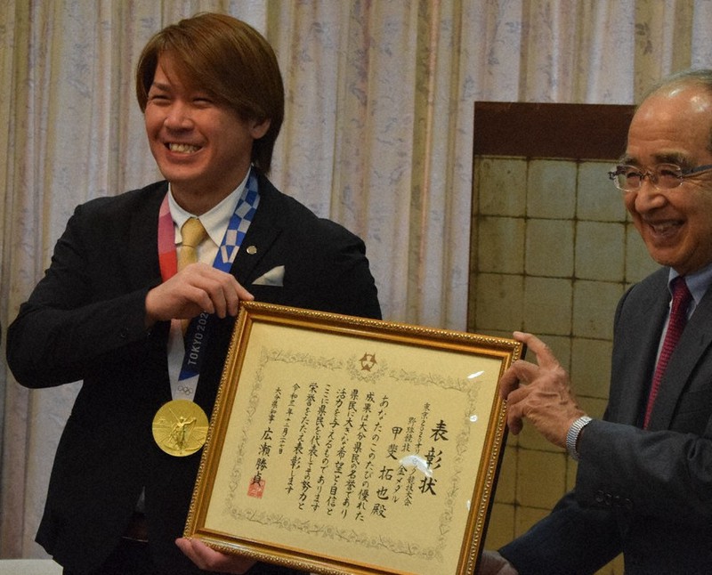 東京五輪 侍JAPAN、県民表彰 五輪で金、ポストも金 SB甲斐捕手ら県出身
