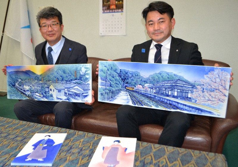 陶器市」玄関へ陶板 有田焼窯元の辻聡彦さん寄贈 桜や夕暮れの情景描き