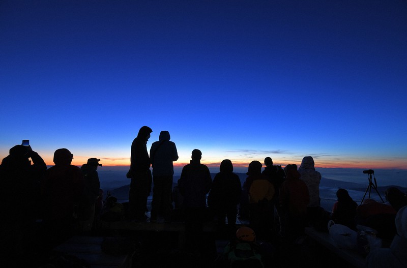 日の出と日没の不思議 [写真特集1/11] | 毎日新聞