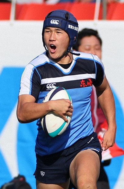 東海大大阪仰星、鉄壁の結束防御で大阪対決圧倒 高校ラグビー | 毎日新聞