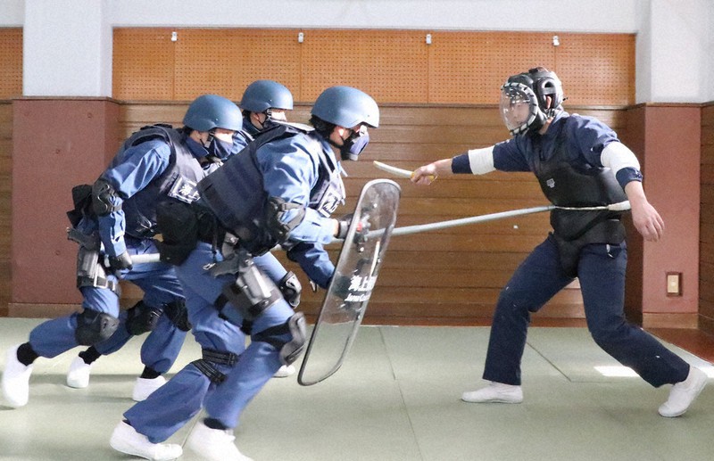 海上保安庁特殊警備隊　チャレンジ ピースキーパー SST 海上保安庁特殊警備隊』麻生幾 | 幻冬舎