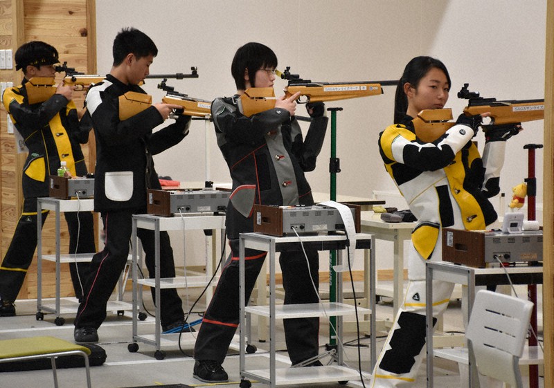 佐賀、鹿児島両県の射撃選手「交流通し成長を」 佐賀市で合同練習 23年