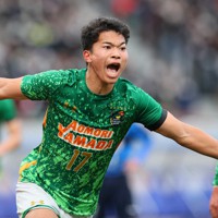 全国高校サッカー 青森山田が3大会ぶり3度目の優勝 [写真特集1/26