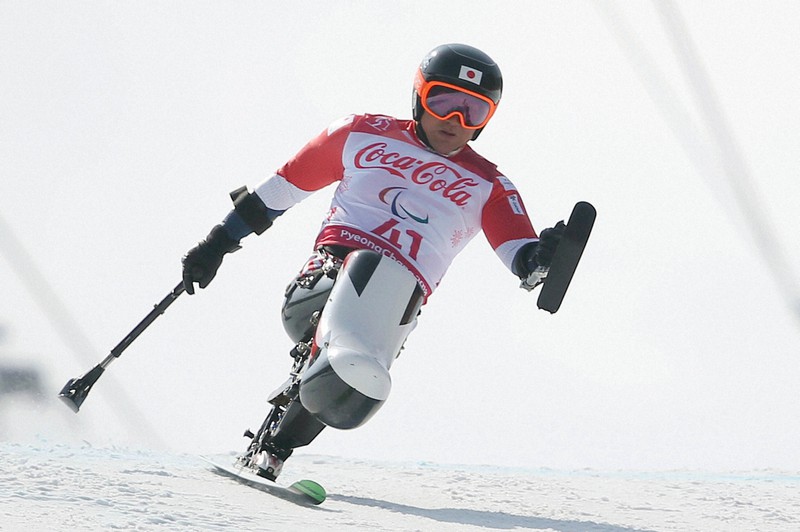 パラ見るワールド：パラアルペン界の番長、森井大輝の「スープラ」が