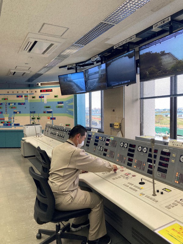 淀川大堰で水門整備 25年万博見据え、大阪湾～京都を船で往来も | 毎日新聞