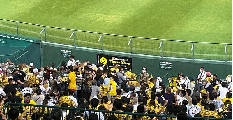 阪神甲子園ヤクルト戦9月15日ライトスタンド良席