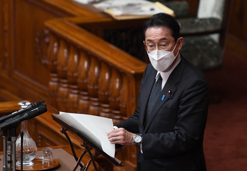 代表質問に答える岸田文雄首相=国会内で2022年1月21日、竹内幹撮影