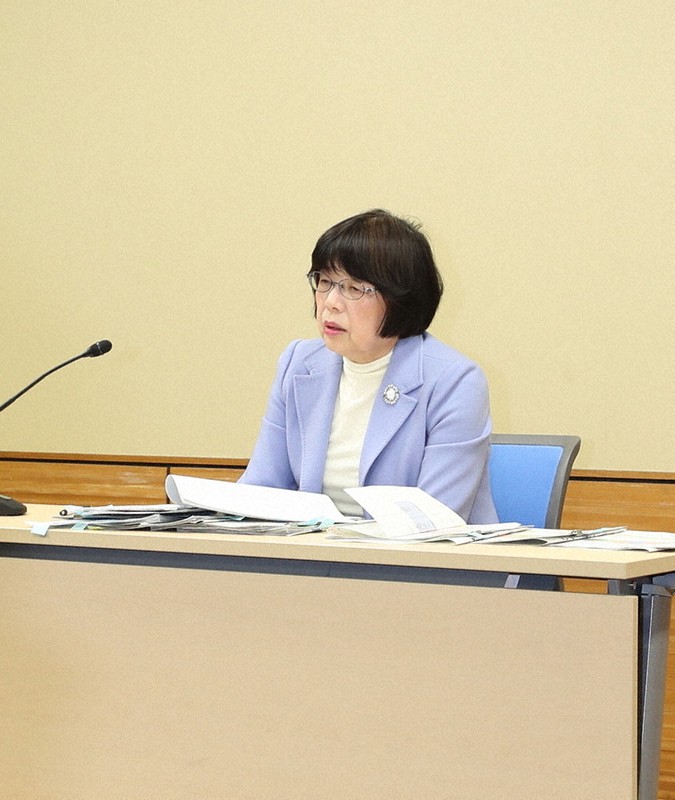 記者発表する県福祉保健部の野尻孝子技監=和歌山市の県庁で、山本芳博撮影