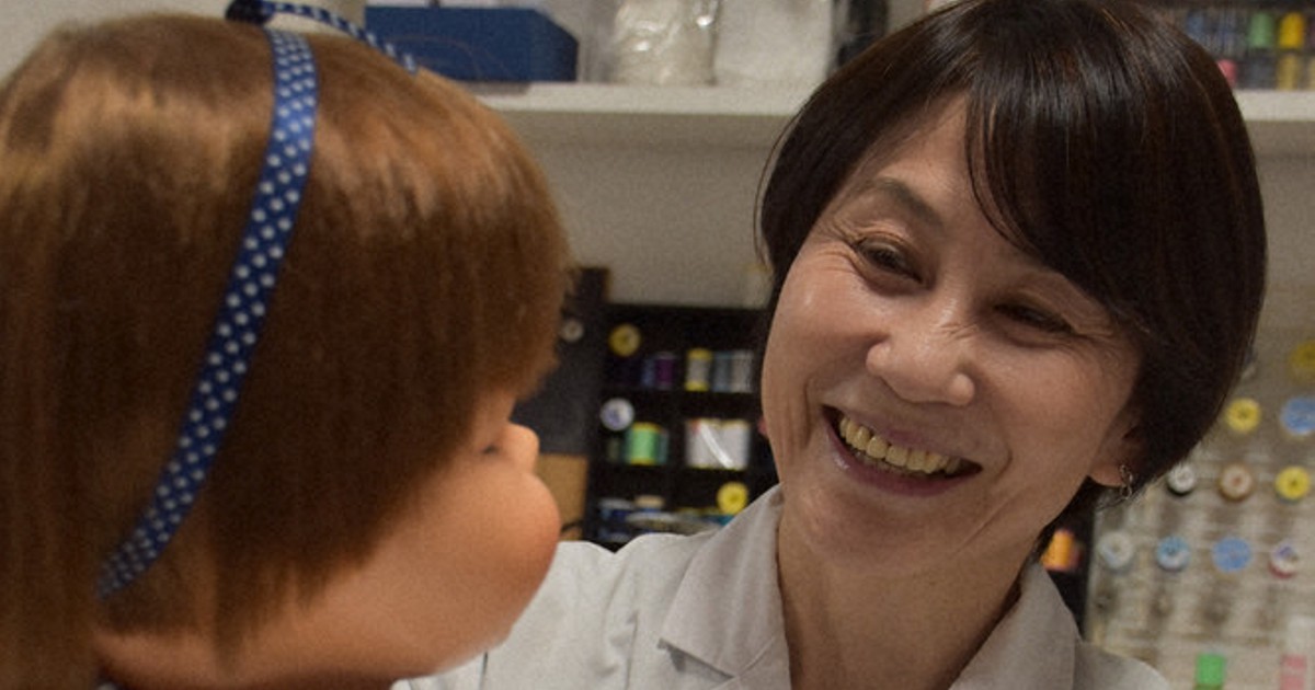 あなたの 家族 治します ぬいぐるみ 人形の病院盛況 コロナ禍 暮らし見直す人増え 毎日新聞