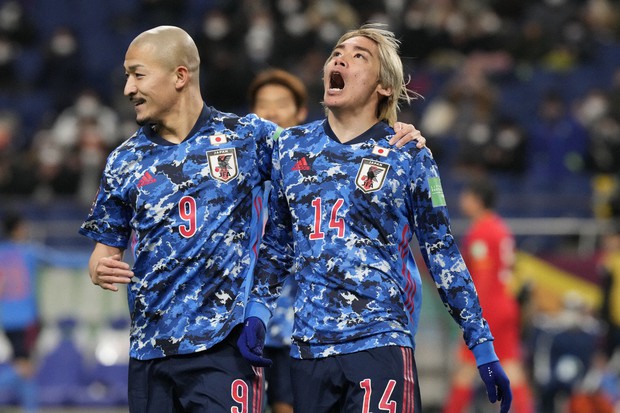 Soccer Junya Ito Scores Again To Keep Japan 2nd In World Cup Qualifying The Mainichi