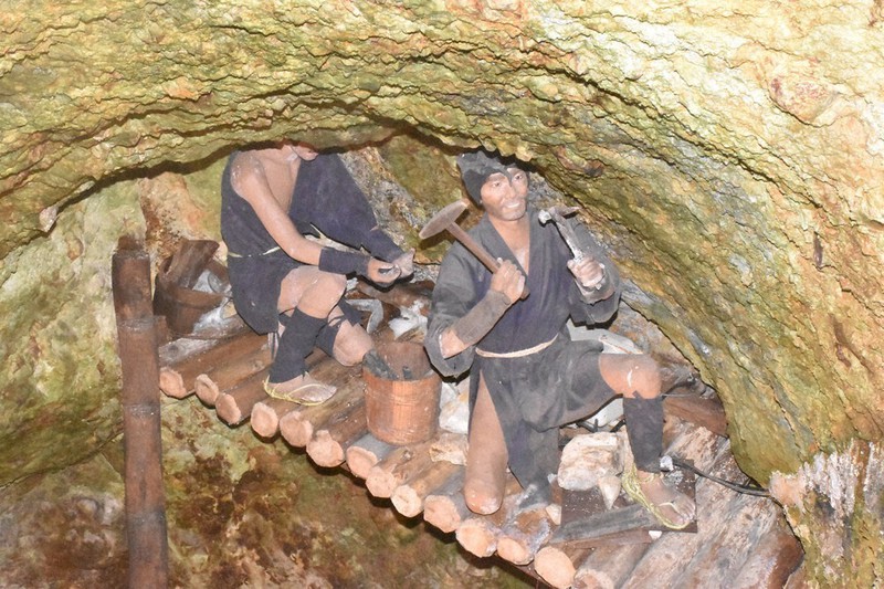 ニュースのことば：佐渡島の金山 | 毎日新聞